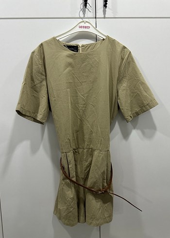 Bej kemerli mini şortlu tulum - Görsel 4