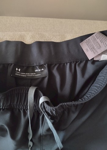 Under Armour marka orjinal sporcu eşofmanı - Görsel 2