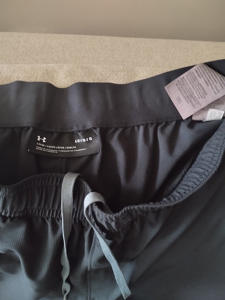 Under Armour marka orjinal sporcu eşofmanı - Görsel 2