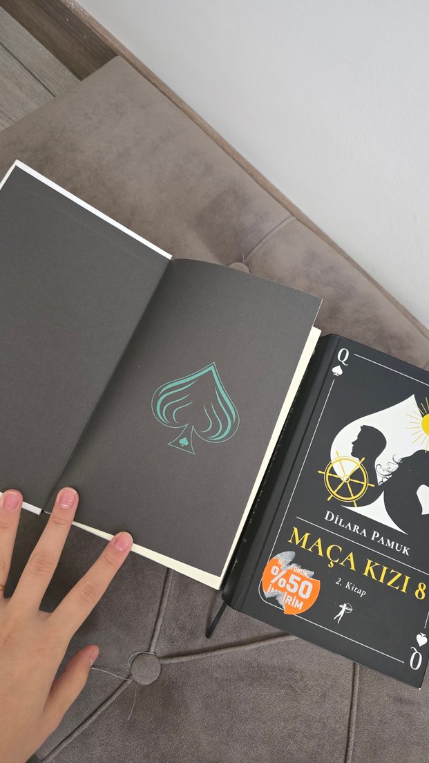 Maça Kızı 8 - 1. ve 2. Kitap Seti - Görsel 2