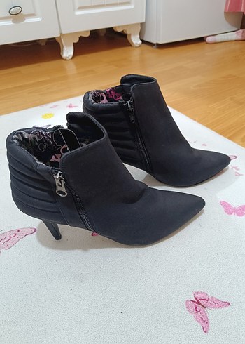 Siyah deri topuklu Bot - Görsel 4