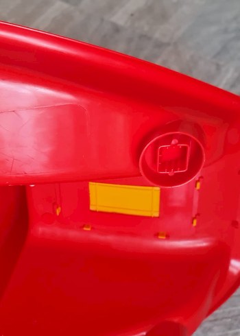 Çocuklar için Renkli Kırmızı Tahterevalli - Görsel 2