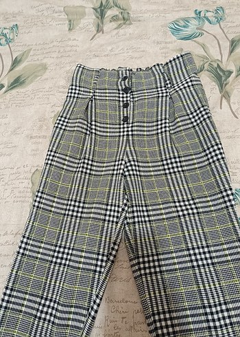 Düğmeli Ekose Desenli Kadın Pantolon - Görsel 2