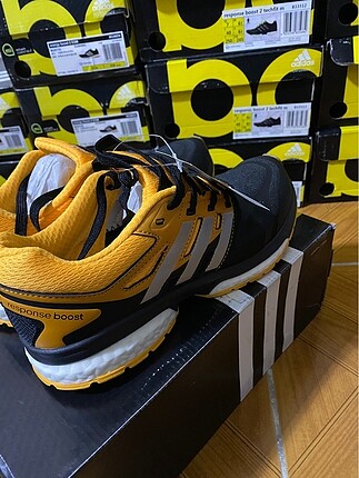 Adidas spor ayakkabı