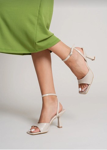 Minimal Beyaz İnce Topuklu Kadın ayakkabı - Görsel 2