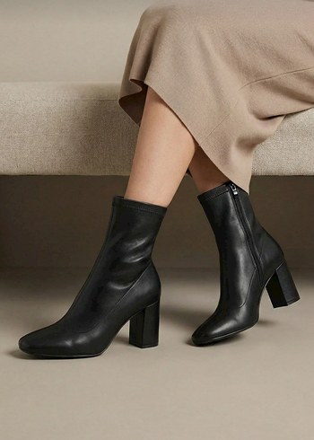 Siyah Deri Kadın Topuklu Bot - Görsel 4