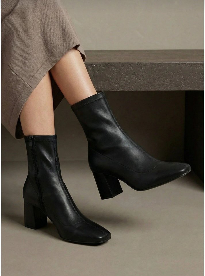 Siyah Deri Kadın Topuklu Bot - Görsel 3