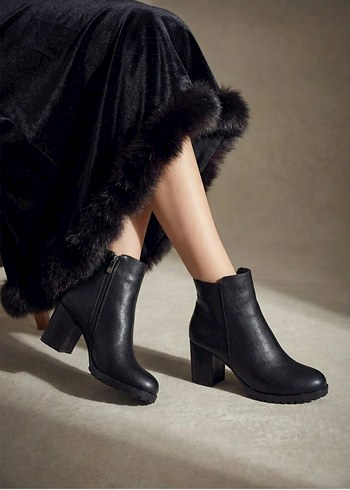 Siyah Deri Kalın Topuklu Kadın Bot - Görsel 2