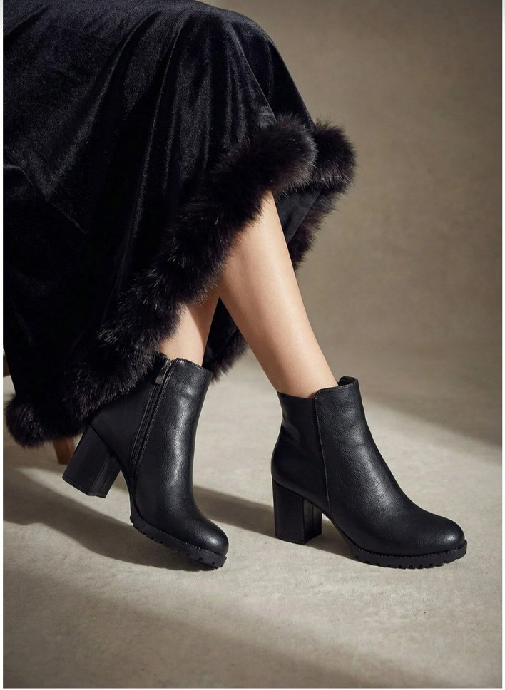 Siyah Deri Kalın Topuklu Kadın Bot - Görsel 2