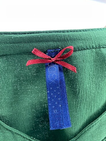 xl Beden yeşil Renk LC Waikiki Bluz %70 İndirimli.