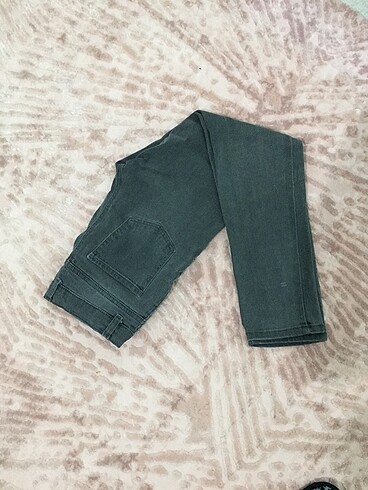 Gri pantolon
