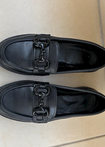 Siyah Deri Tokalı Kadın Loafer - Görsel 4