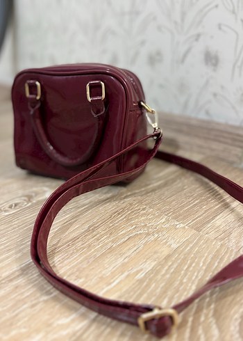 Bordo Parlak Deri Kadın Çanta - Görsel 3