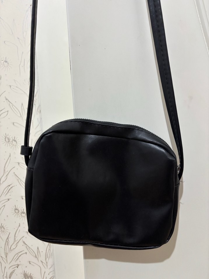 Siyah Deri Kadın Çanta Tokalı - Görsel 2