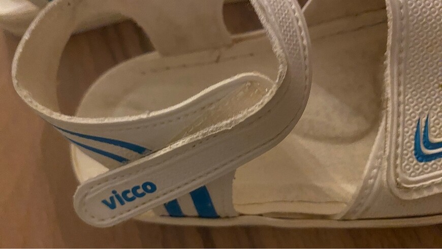 24 Beden beyaz Renk Vicco sandalet