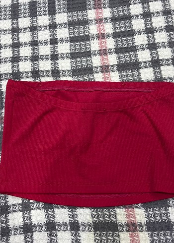 Koyu pembe kadın crop - Görsel 2