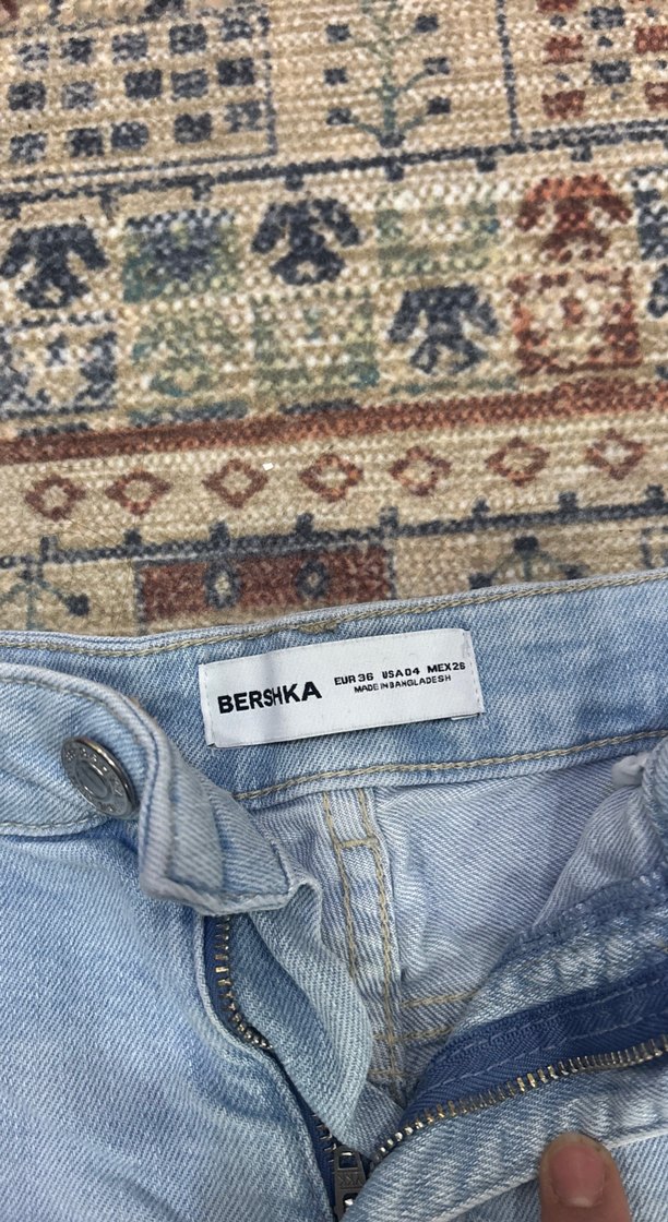 Bohem Tarzında Bağcıklı Mini Denim Şort - Görsel 3