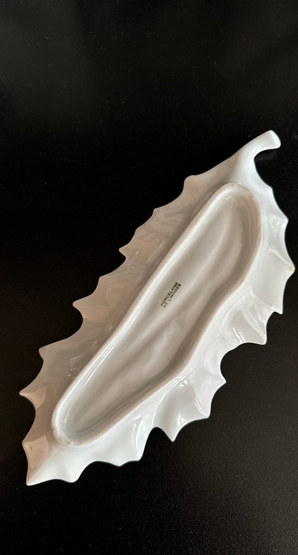 BEYAZ PORSELEN YAPRAK FORMLU KASE - Görsel 3