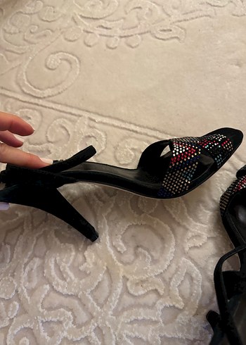 Kare Burunlu Çok Renkli Elmaslı Topuklu Sandalet - Görsel 3