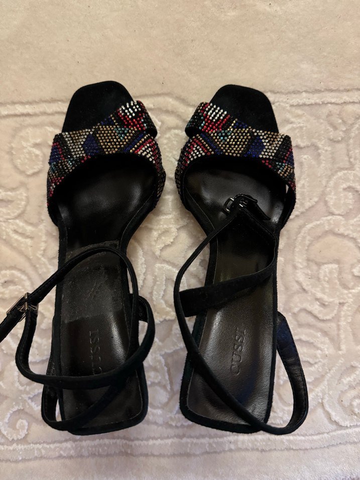 Kare Burunlu Çok Renkli Elmaslı Topuklu Sandalet - Görsel 2