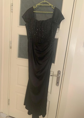 Askılı Drapeli Siyah Uzun Abiye Elbise - Görsel 4