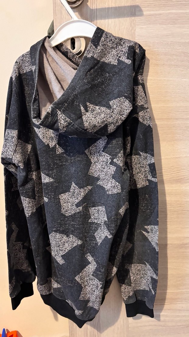 Erkek Gri Kapüşonlu Baskılı Sweatshirt - Görsel 2