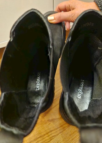 Siyah Süet Kadın Bot - Tokalı, Kalın Topuklu - Görsel 5