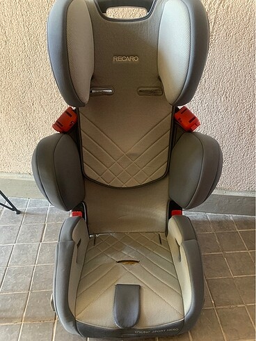 Recaro oto koltuğu