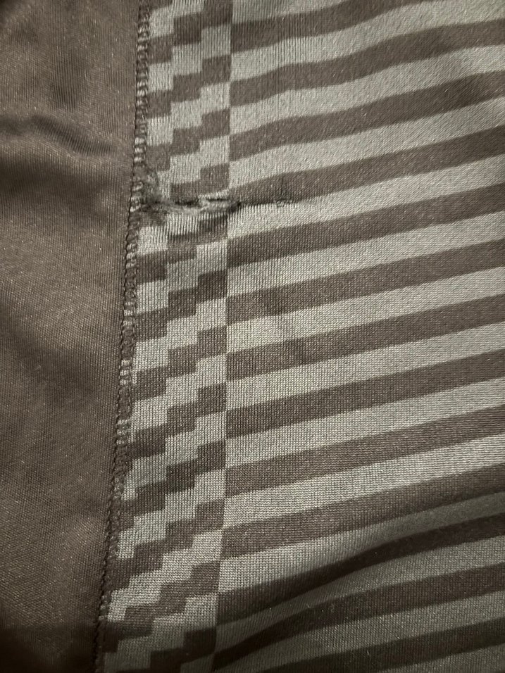 Adidas orijinal V Yaka Kısa Kollu Siyah Gri Tişört - Görsel 5