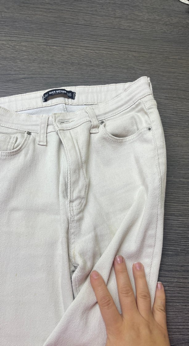 Kadın Beyaz Pamuklu Normal Kesim Jean - Görsel 3