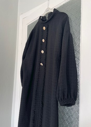 Düğmeli Siyah tüvit tesettür elbise - Görsel 2