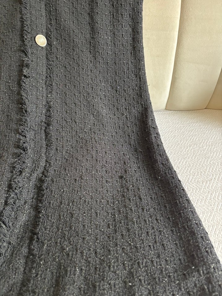 Düğmeli Siyah tüvit tesettür elbise - Görsel 4