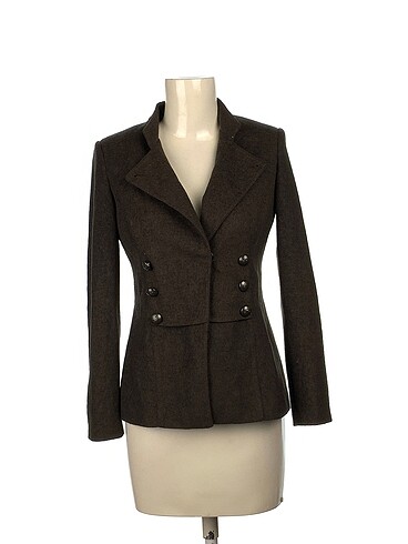 Diğer Blazer %70 İndirimli.