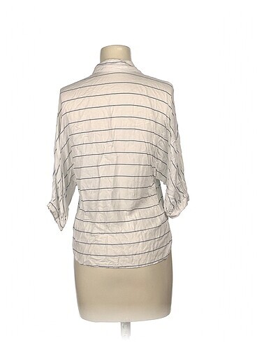 m Beden PreLoved Gömlek %70 İndirimli.