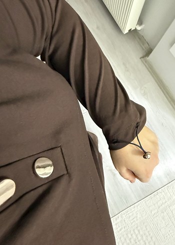 Kahverengi Etekli Takım - Görsel 4