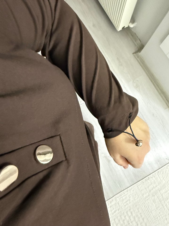 Kahverengi Etekli Takım - Görsel 4