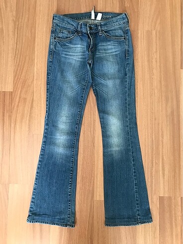 Mango jean