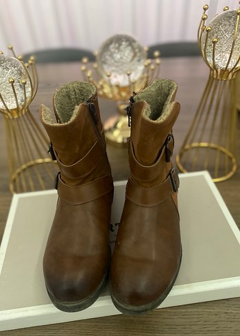 Kahverengi Deri KadınBot - Görsel 3