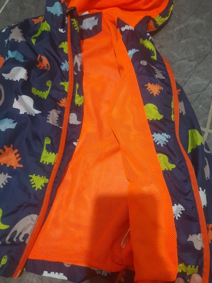 Kapüşonlu Renkli Baskılı Erkek Çocuk Yağmurluk - Görsel 3