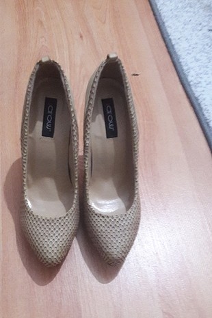 kemik rengi stiletto 