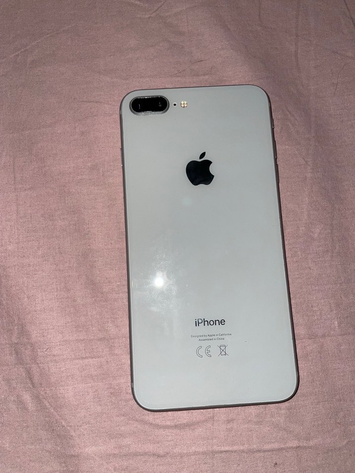 İphone 8 plus - Görsel 2