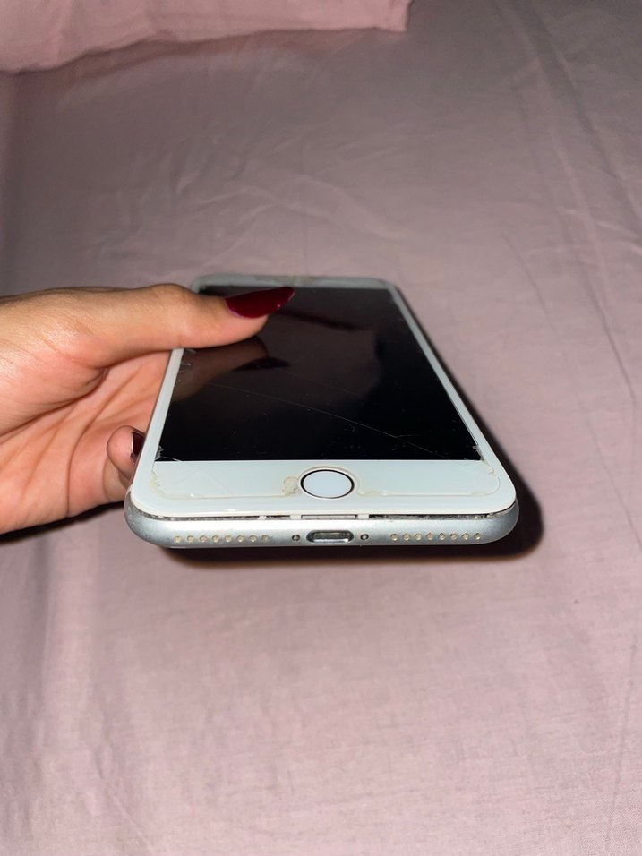 İphone 8 plus - Görsel 3