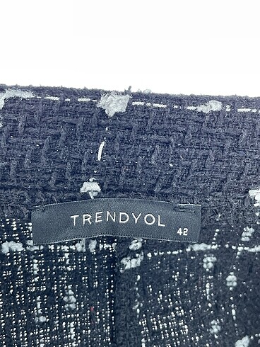 42 Beden siyah Renk Trendyol & Milla Mini Etek %70 İndirimli.