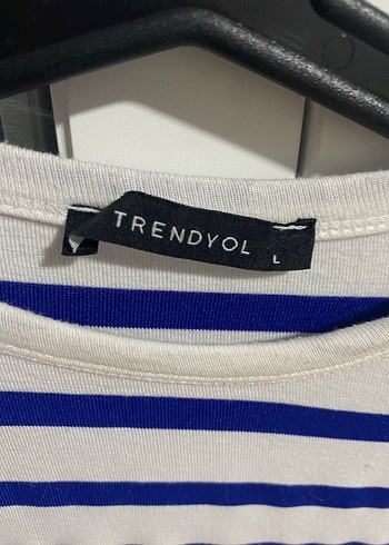 Trendyol & Milla Mavi Beyaz Çizgili Kısa Kollu Crop Tişört