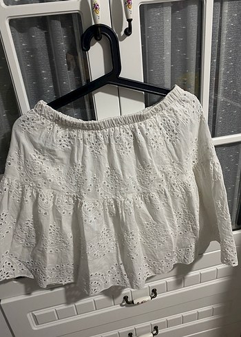 Düğmeli V Yaka İşlemeli Beyaz Keten Bluz - Görsel 4