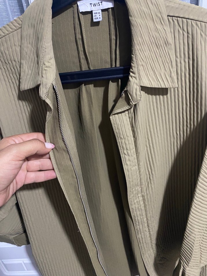 Bej Kadın Keten Pilili Gömlek - Görsel 3