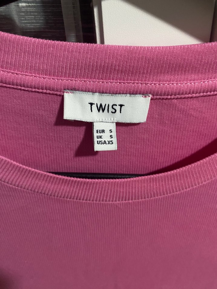 Pembe Kısa Kollu Salaş Tişört - Görsel 4