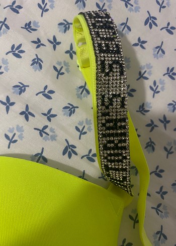 Sarı 
Takım - Görsel 4