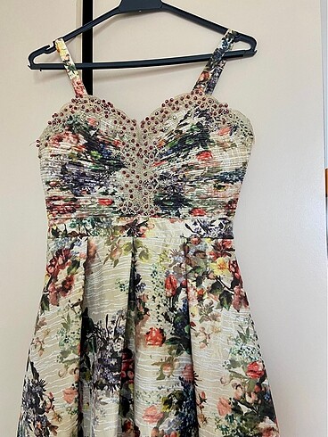 Muhteşem Abiye gece elbisesi yeni - Görsel 2