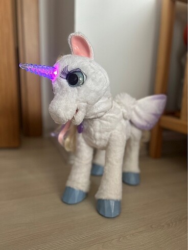 Diğer FurReal Unicorn